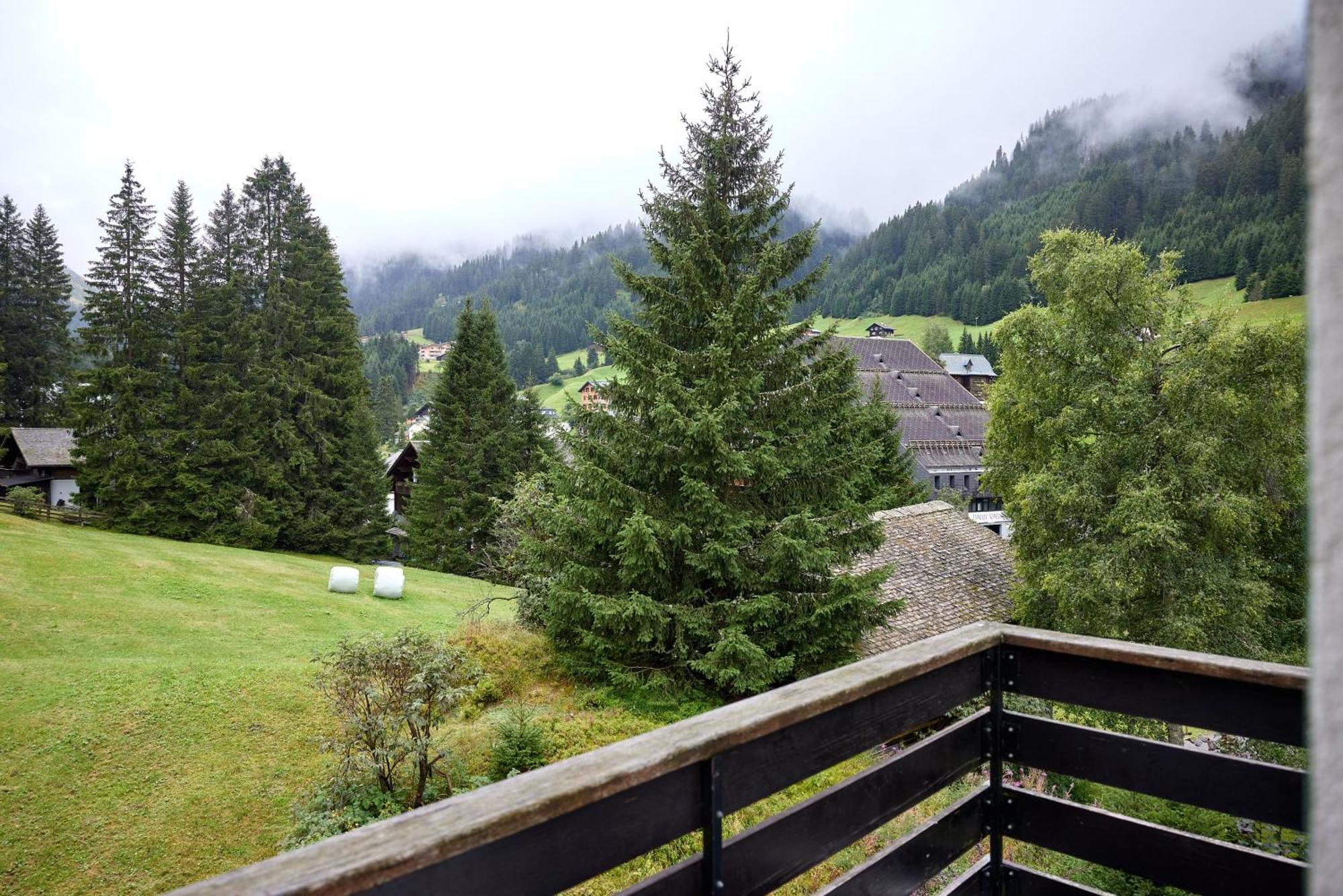 Alpenhaus Montafon By Pferd Auf Wolke Apartment Гарделен Екстериор снимка